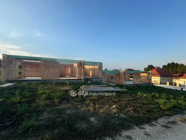 Eladó ház Tordas 133 nm