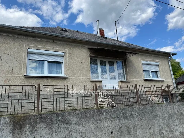 Eladó ház Bakonycsernye 116 nm