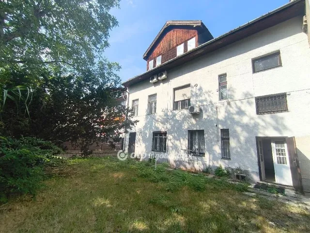 Eladó ház Budapest XIV. kerület, Herminamező 315 nm