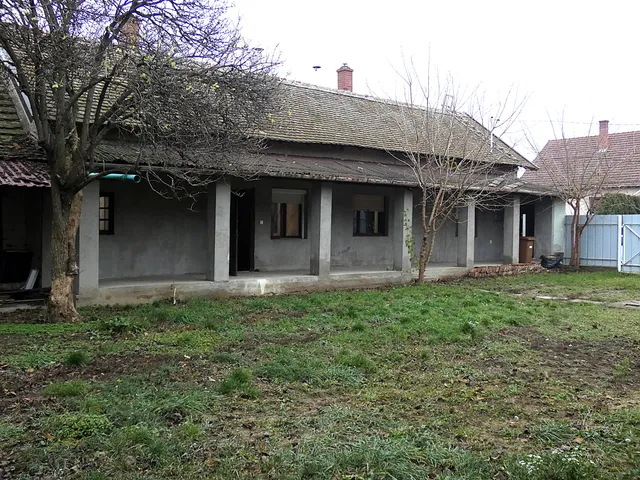 Eladó ház Törökszentmiklós 65 nm