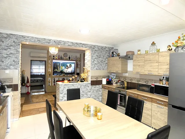 Eladó ház Törökszentmiklós, Alvég 85 nm