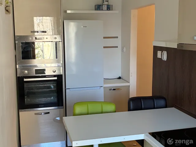 Eladó lakás Dunaújváros, Belváros, Erkel kert 5 54 nm