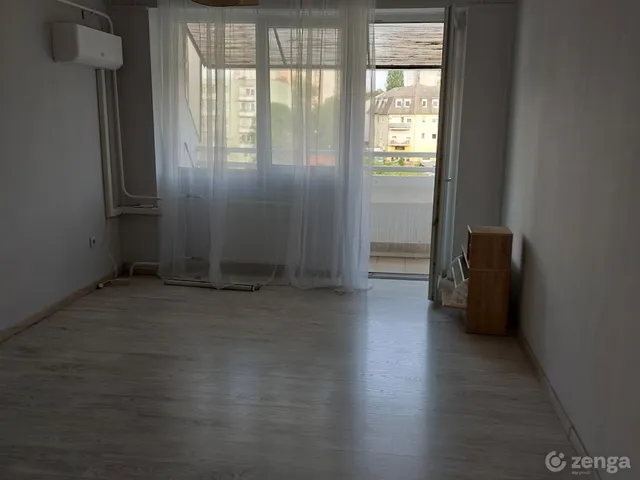 Kiadó lakás Tatabánya, Gál István-lakótelep 30 nm
