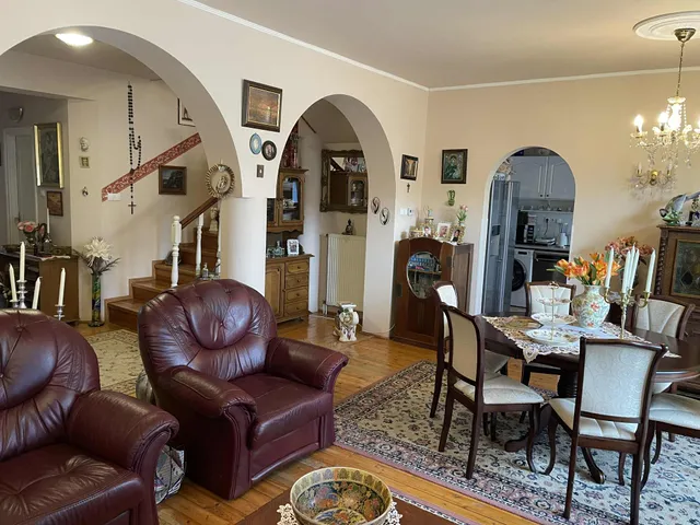 Eladó ház Szeged, Móraváros 250 nm