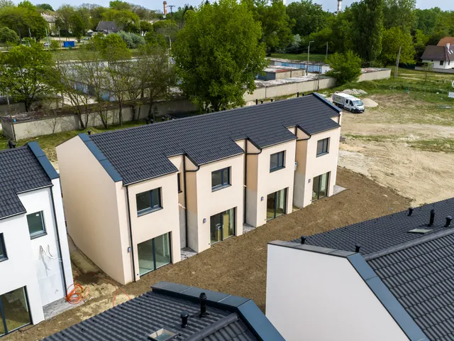 Eladó ház Székesfehérvár, Maroshegy, Tasnádi 72 nm