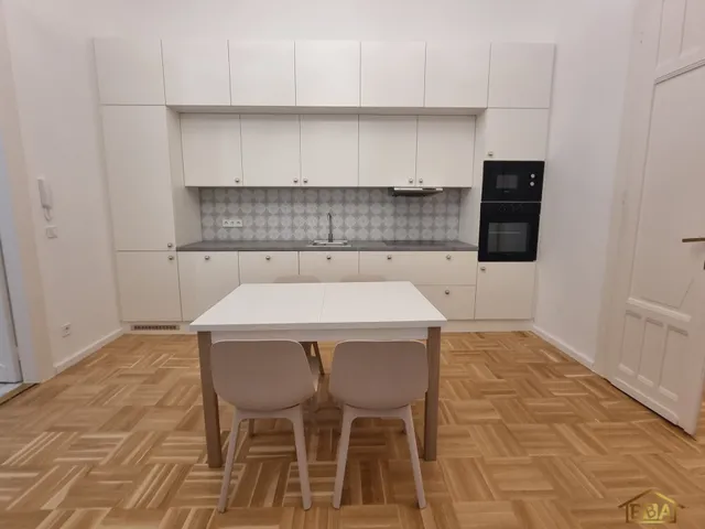 Kiadó lakás Budapest V. kerület 57 nm