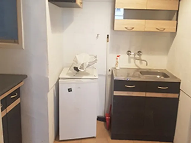 Kiadó kereskedelmi és ipari ingatlan Budapest XI. kerület, Bartók Béla út 100 nm