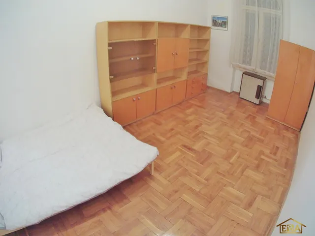 Eladó lakás Budapest VIII. kerület, Rákóczi út 58 nm