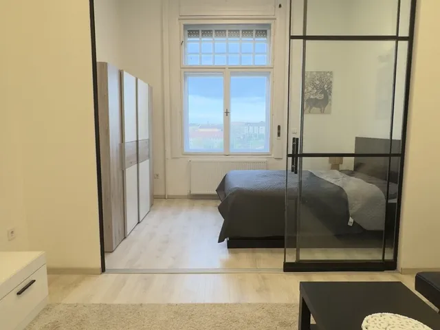 Kiadó lakás Budapest XIII. kerület, Váci út 54 nm