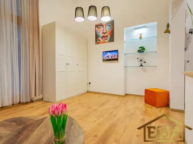 Kiadó lakás Budapest VI. kerület, Nagymező utca 28 nm