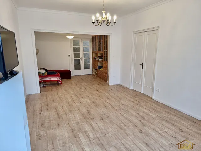 Kiadó lakás Budapest I. kerület, Attila út 83 nm