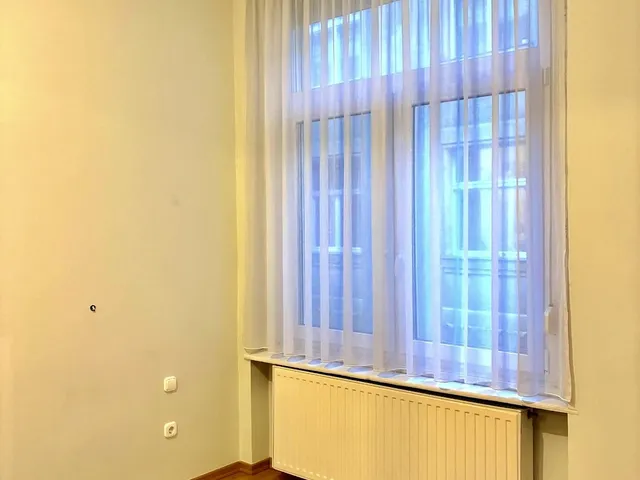 Kiadó lakás Budapest VII. kerület, Dohány utca 64 nm