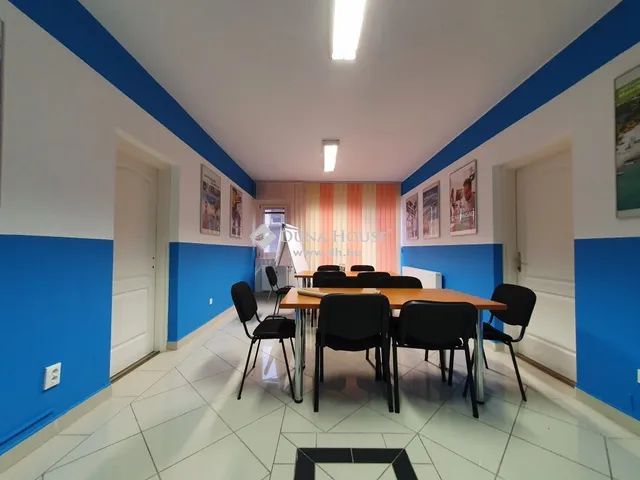 Eladó lakás Kecskemét, Belváros 132 nm