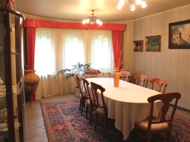 Eladó ház Üllő 500 nm