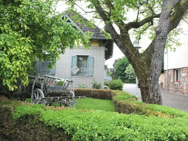 Eladó ház Üllő 500 nm