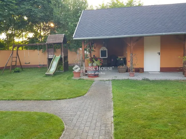 Eladó mezőgazdasági ingatlan Kecskemét, Szarkás 9856 nm