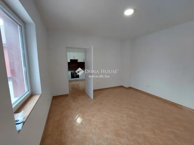 Eladó ház Kecskemét 200 nm