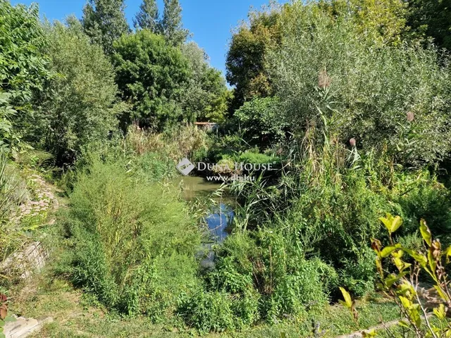 Eladó telek Kecel 8629 nm
