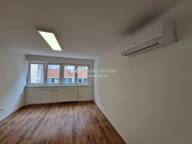 Kiadó kereskedelmi és ipari ingatlan Kecskemét, Belváros 430 nm