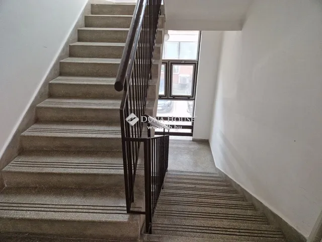 Kiadó kereskedelmi és ipari ingatlan Kecskemét, Belváros 430 nm