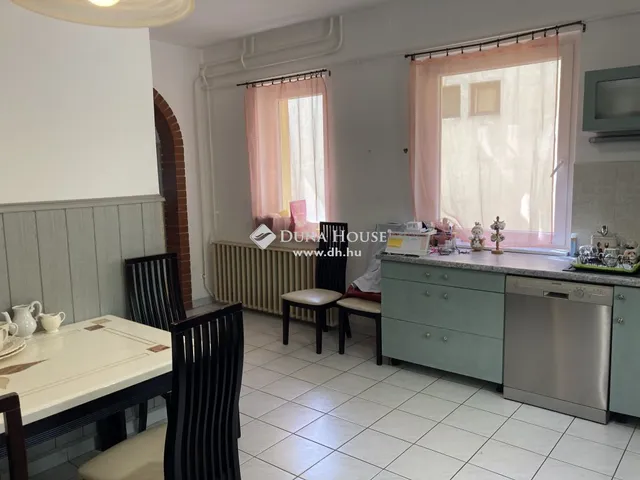 Eladó ház Kecskemét 100 nm