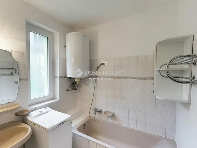 Eladó ház Kecskemét 170 nm