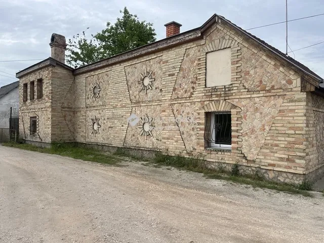 Eladó mezőgazdasági ingatlan Kecskemét 135 nm
