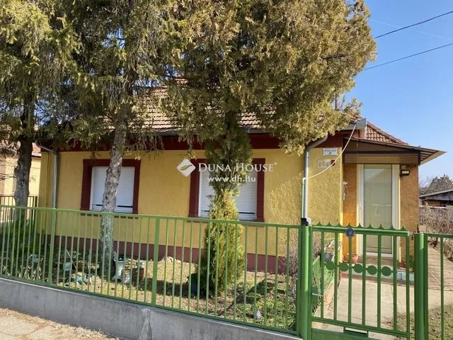 Eladó ház Ballószög 80 nm