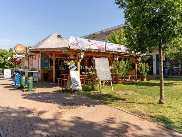 Eladó kereskedelmi és ipari ingatlan Velence 44 nm