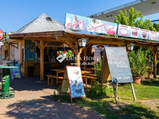 Eladó kereskedelmi és ipari ingatlan Velence 44 nm