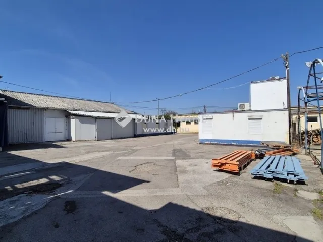 Eladó kereskedelmi és ipari ingatlan Kecskemét, Rendőrfalu 2085 nm