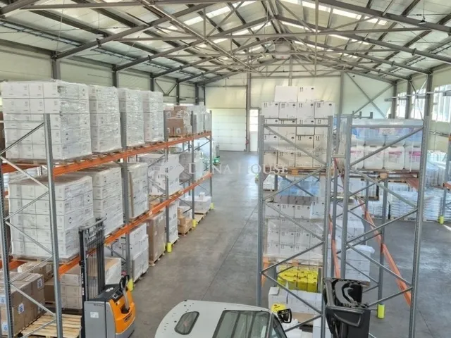 Eladó kereskedelmi és ipari ingatlan Kecskemét, Kósafalu 2945 nm