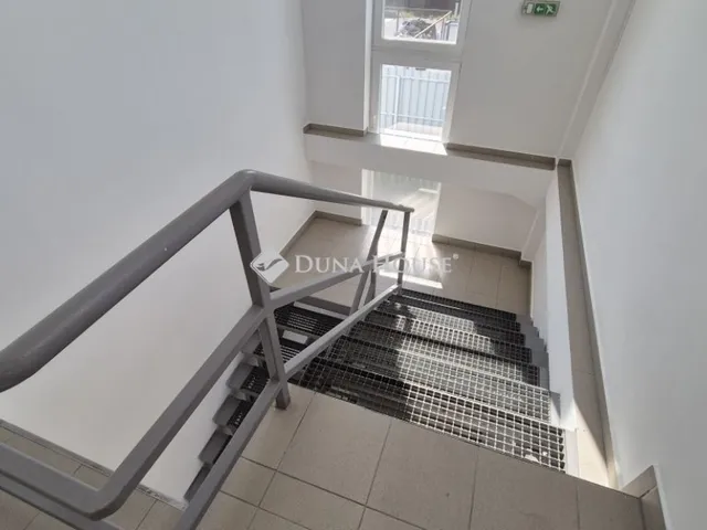 Eladó kereskedelmi és ipari ingatlan Kecskemét, Kósafalu 2945 nm