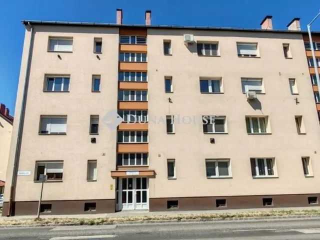 Eladó lakás Kecskemét 81 nm