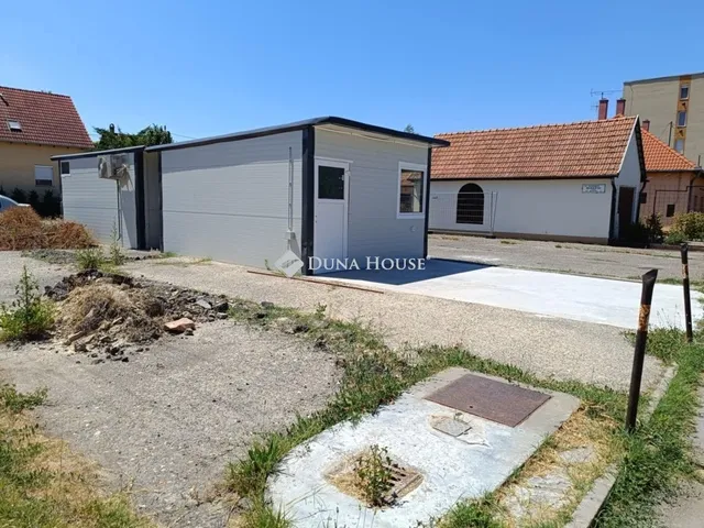 Eladó telek Kecskemét 360 nm