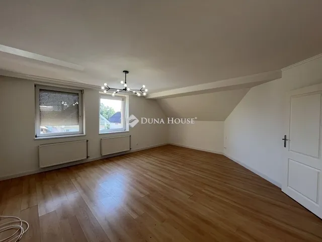 Eladó ház Kecskemét, Petőfiváros 279 nm