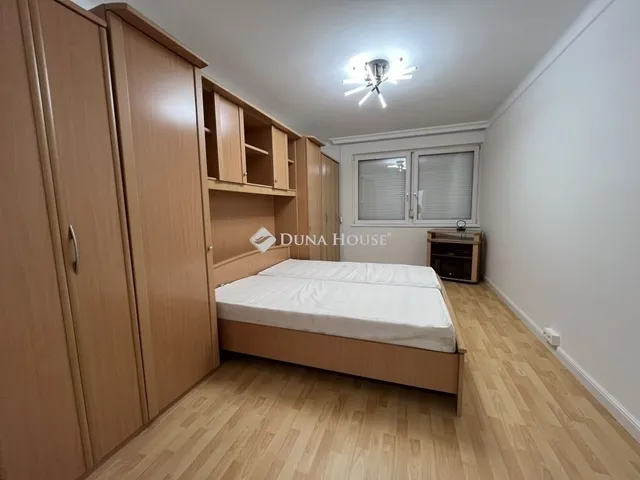 Eladó ház Kecskemét, Petőfiváros 279 nm