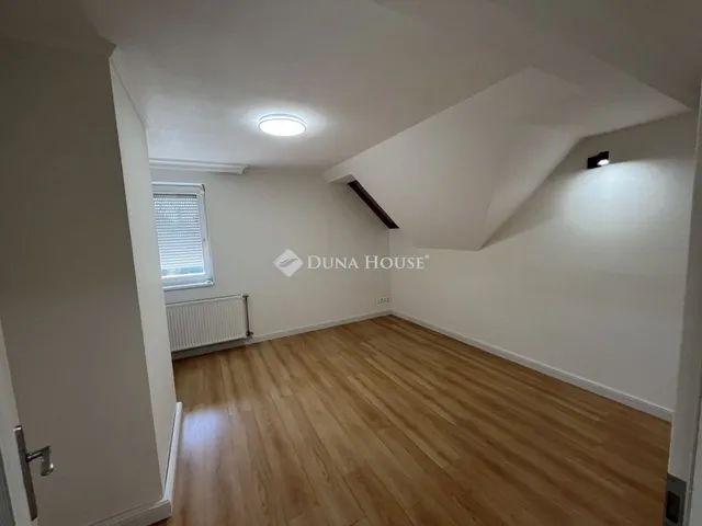 Eladó ház Kecskemét, Petőfiváros 279 nm