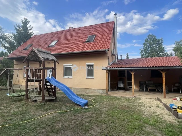 Eladó ház Kecskemét 120 nm