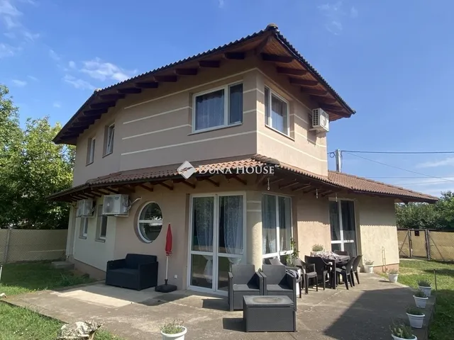 Eladó ház Kunszentmiklós 170 nm