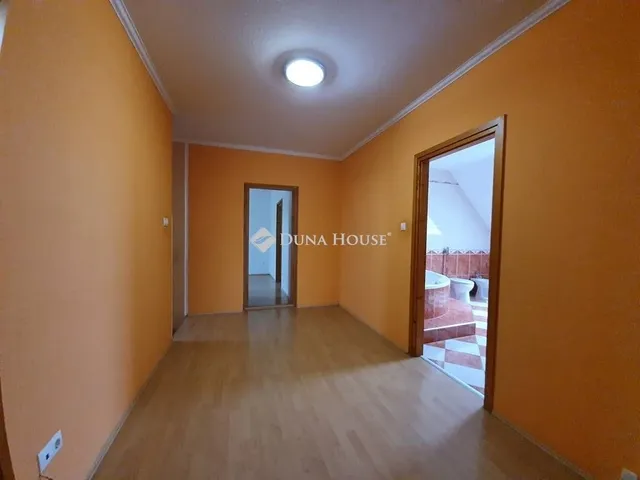 Kiadó ház Kecskemét, Petőfiváros 190 nm