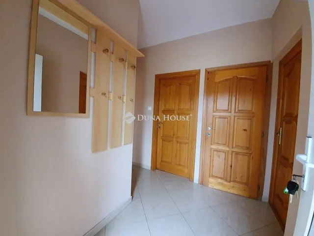 Kiadó ház Kecskemét, Petőfiváros 190 nm