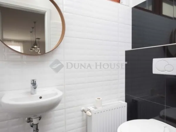 Eladó lakás Kecskemét 167 nm