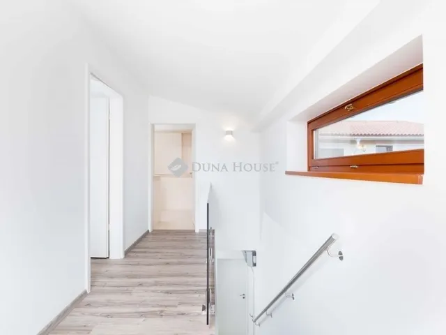 Eladó lakás Kecskemét 167 nm