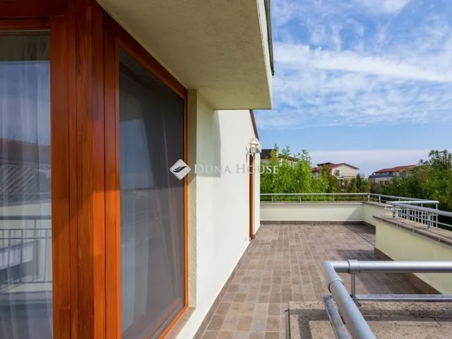 Eladó lakás Kecskemét 167 nm