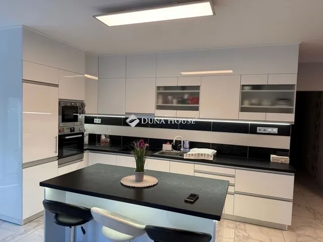 Eladó ház Kecskemét 95 nm