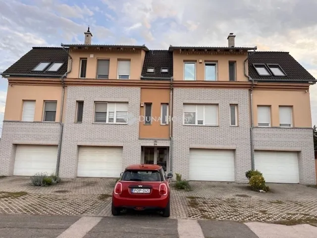 Eladó lakás Kecskemét 140 nm