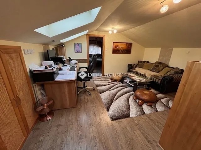 Eladó lakás Kecskemét 140 nm