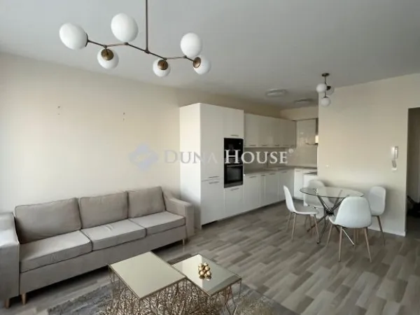 Kiadó lakás Kecskemét, Hollandfalu 70 nm