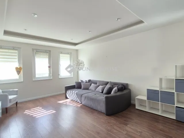 Kiadó ház Kecskemét, Petőfiváros 150 nm